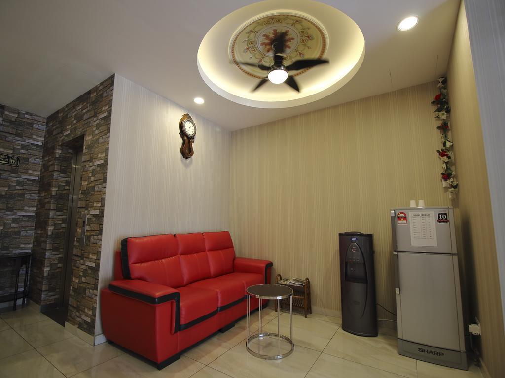 Palazzo Hotel Kulai Esterno foto