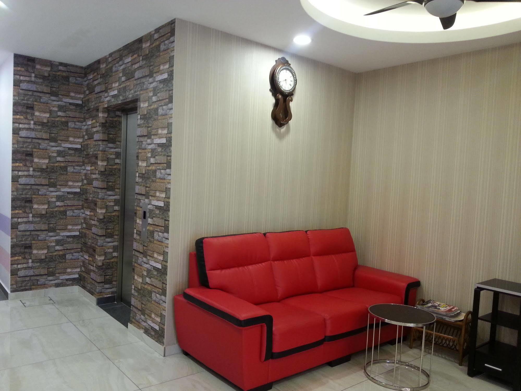 Palazzo Hotel Kulai Esterno foto