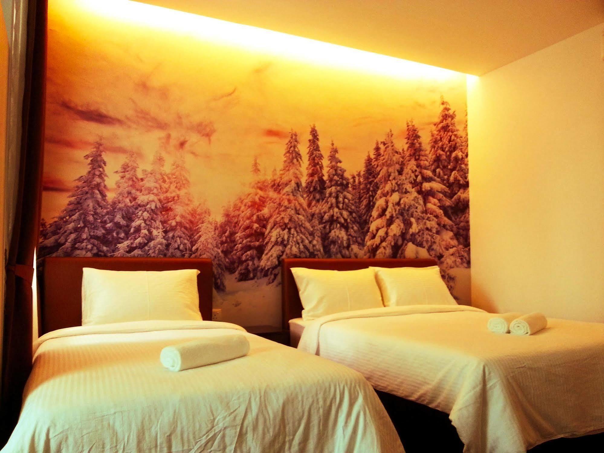 Palazzo Hotel Kulai Esterno foto