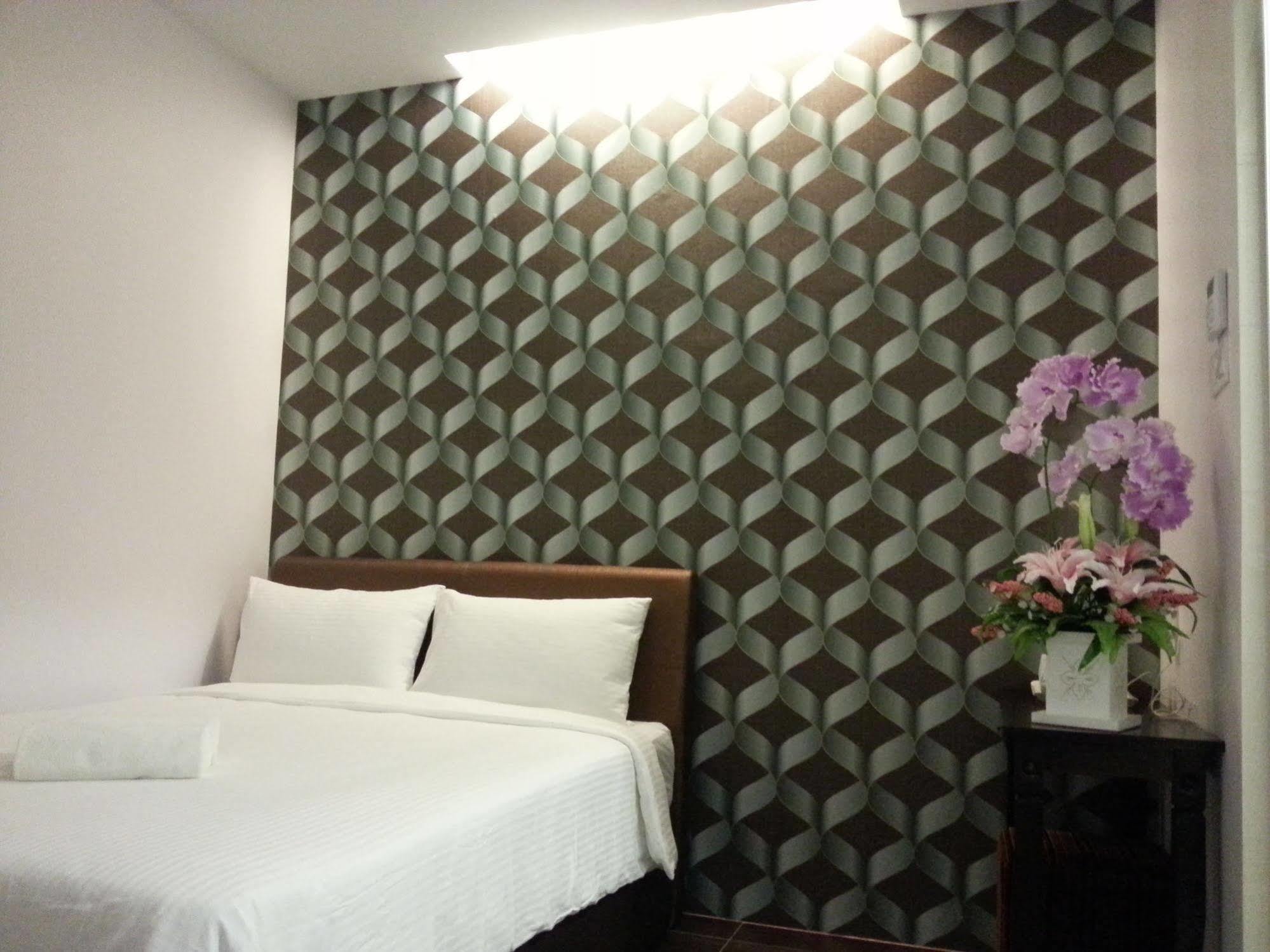 Palazzo Hotel Kulai Esterno foto