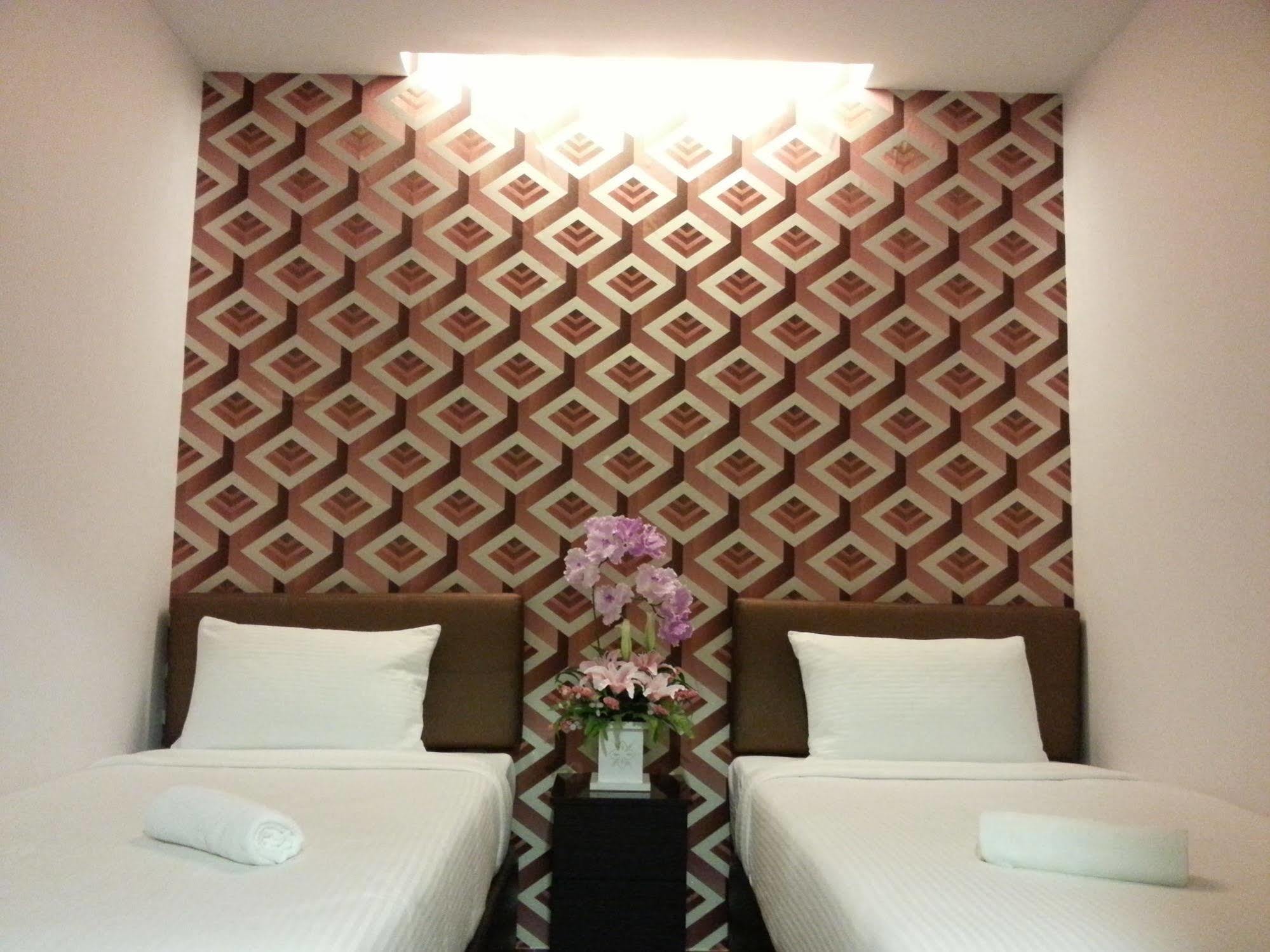 Palazzo Hotel Kulai Esterno foto