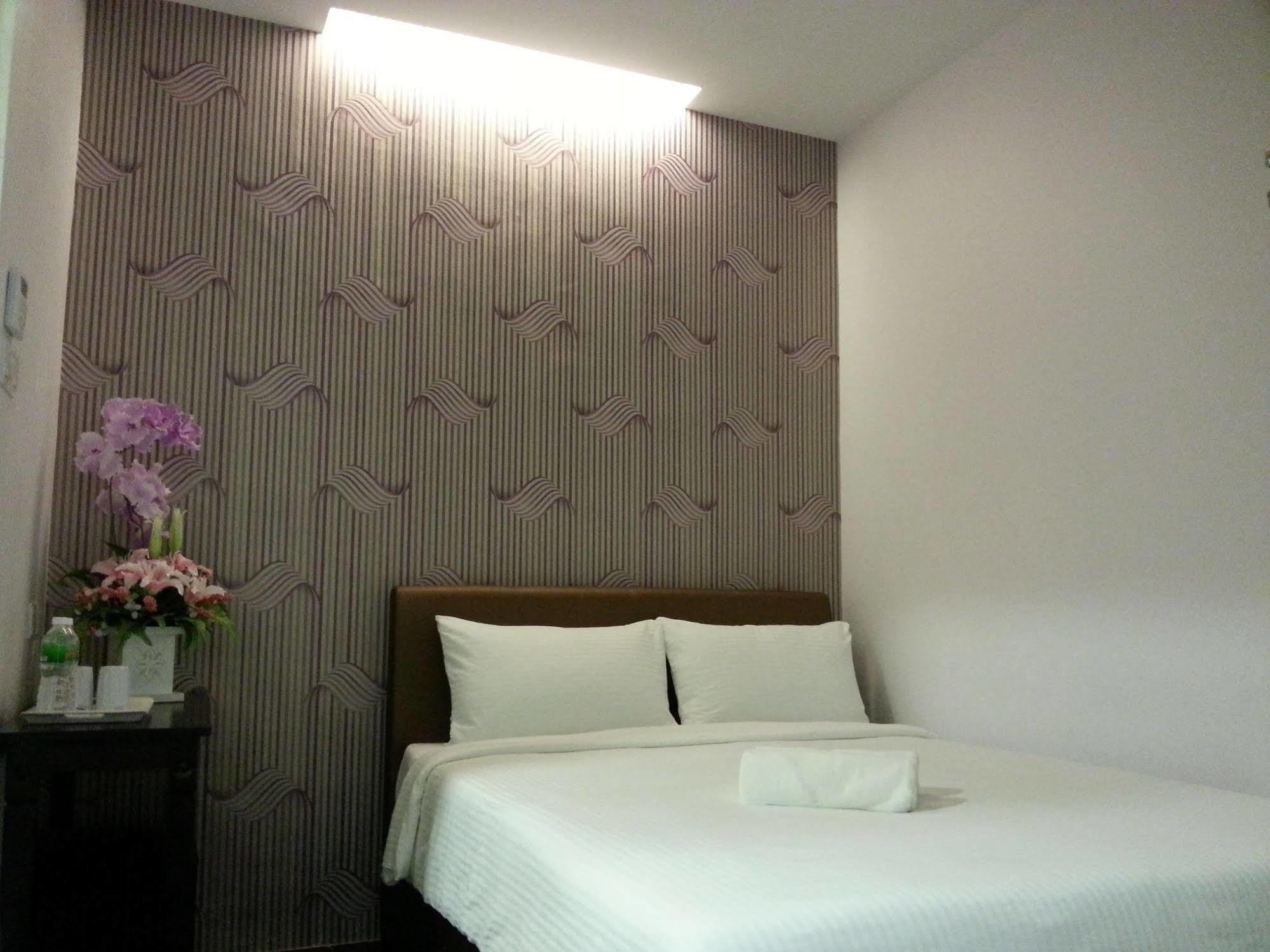 Palazzo Hotel Kulai Esterno foto